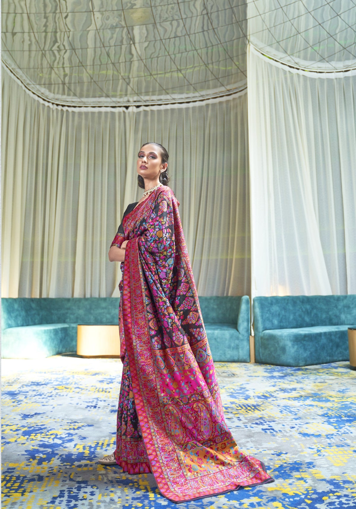 Pink Kashmiri embroidered silk saree - pallu and border detail